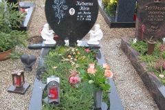 Grabstein-einzel-389