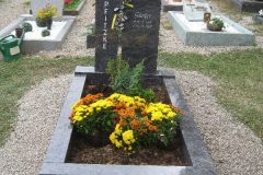 Grabstein-einzel-399