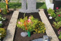 Grabstein-einzel-423