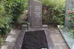 Grabstein-einzel-496