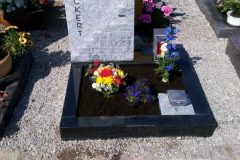 Urnengrab-0406 Urnengrab-0406