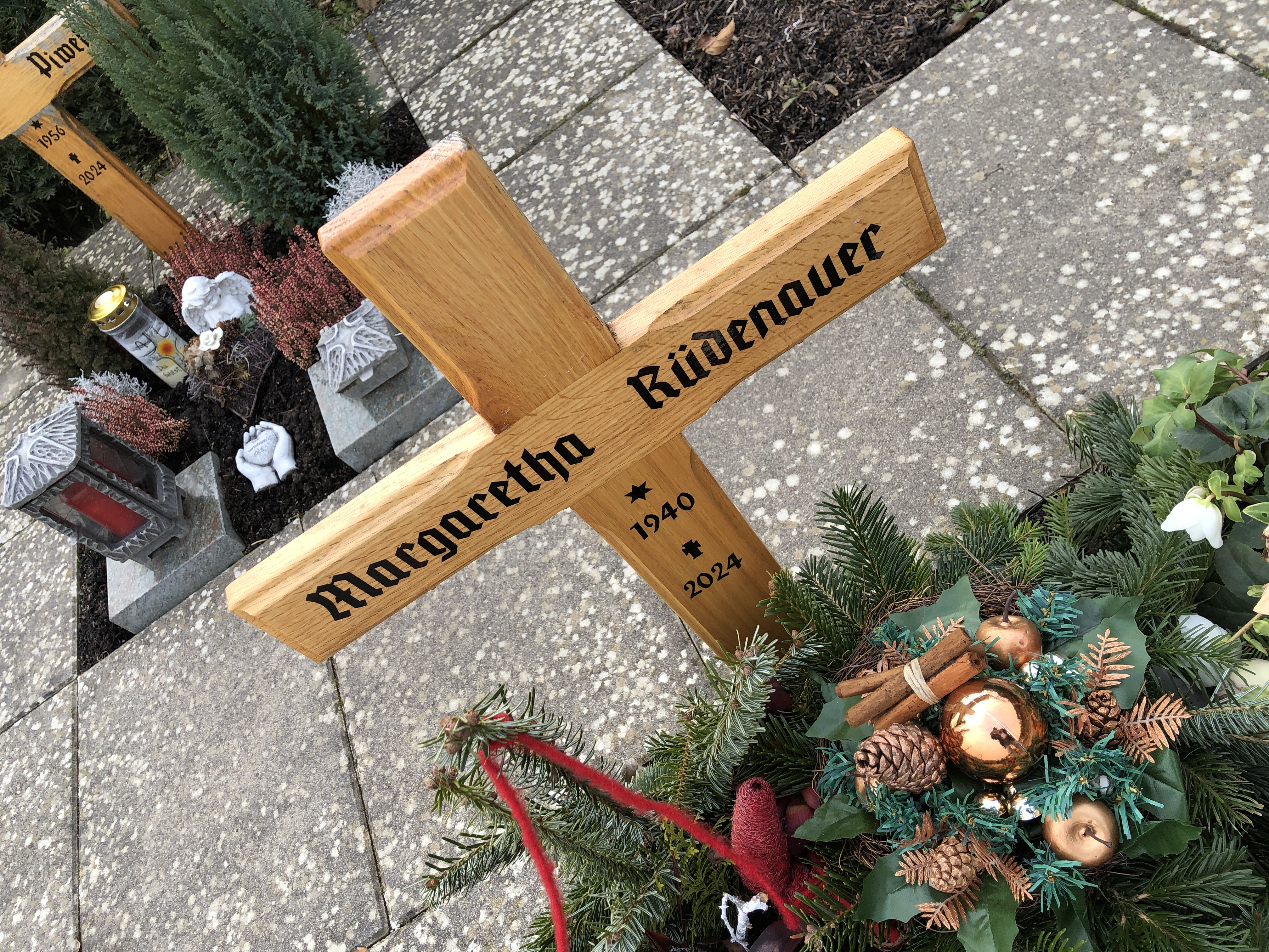 Grabmal / Friedhof Krautheim – Bild 12