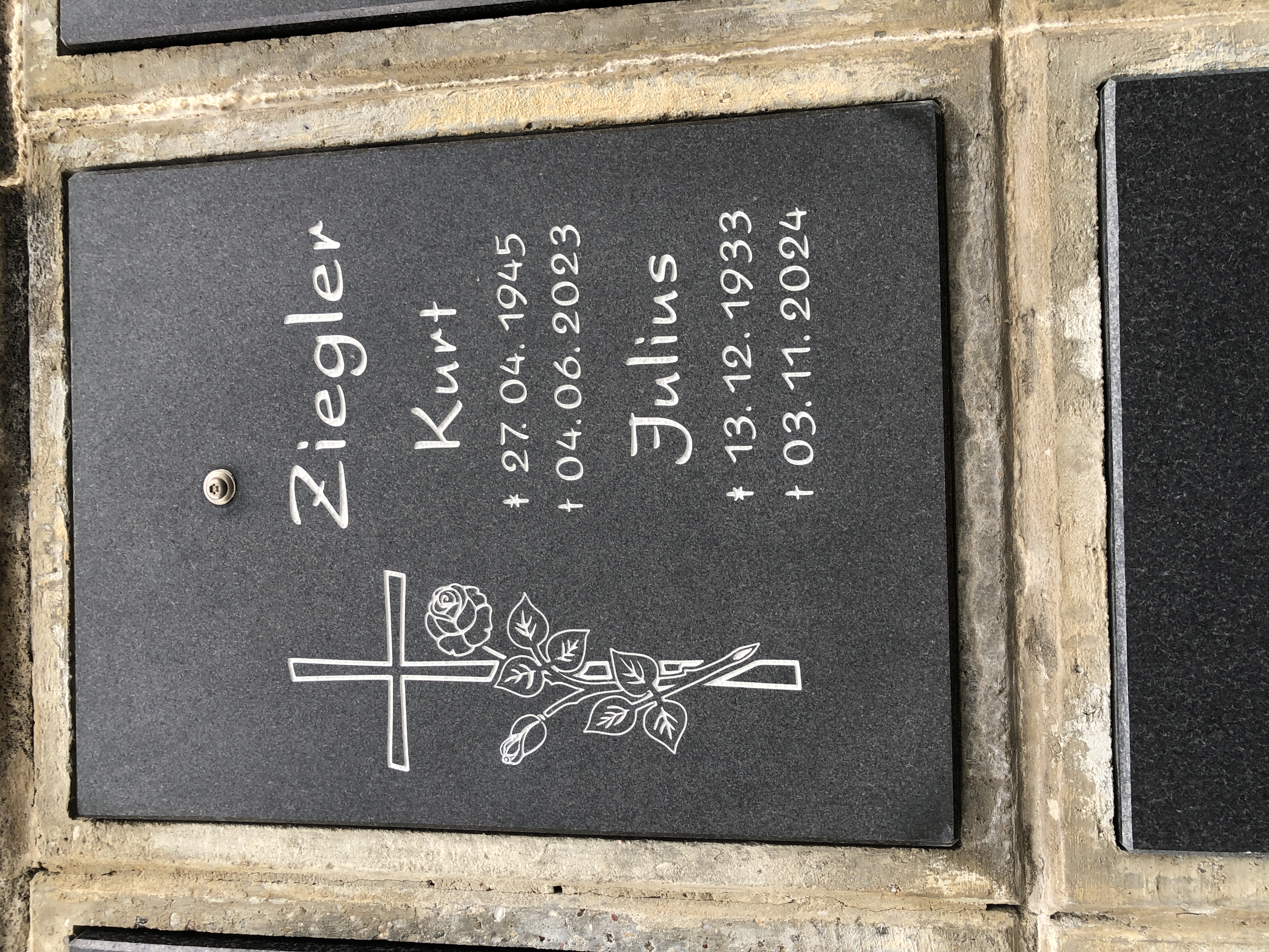 Grabmal / Friedhof Krautheim – Bild 45